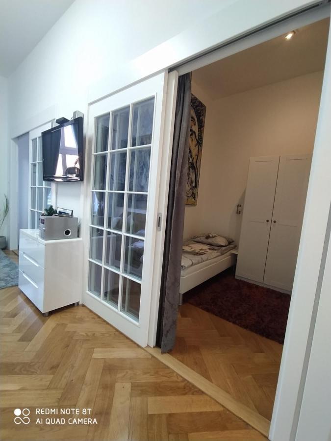 Apartment Zrinjevac 자그레브 외부 사진