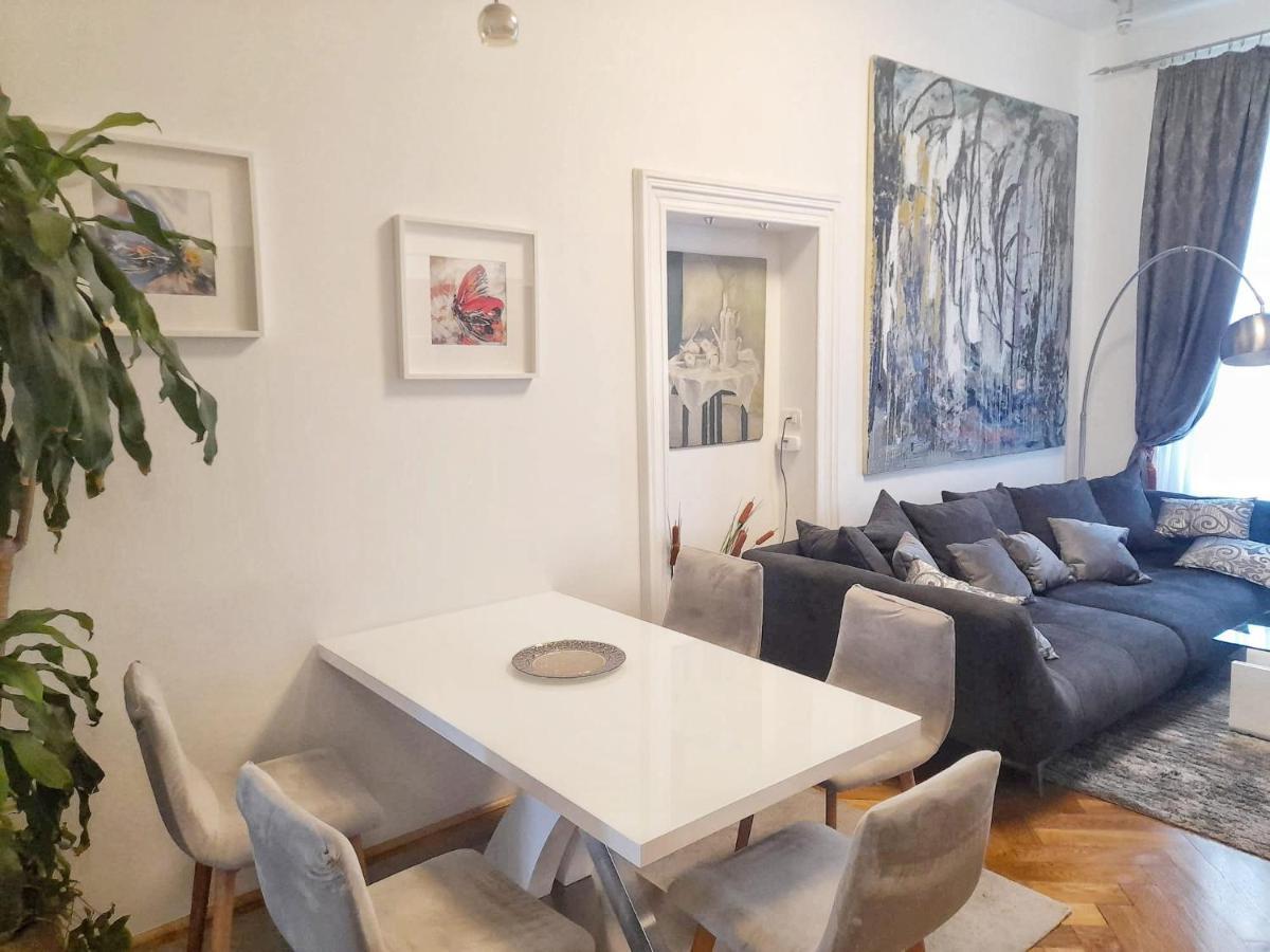 Apartment Zrinjevac 자그레브 외부 사진